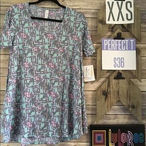 LulaRoe Perfect T